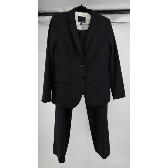Banana Republic Women’s 2 Piece Black Suit  Size 14 Petite - Picture 1 of 11